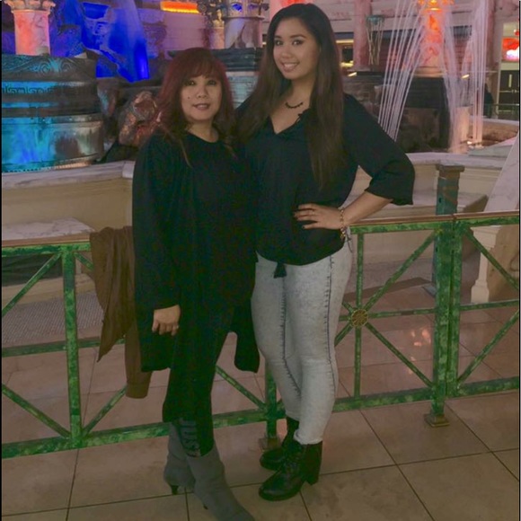 Light Wash Acid Jeans - Picture 5 of 6